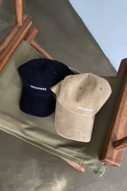 Analogue cap (black, beige)